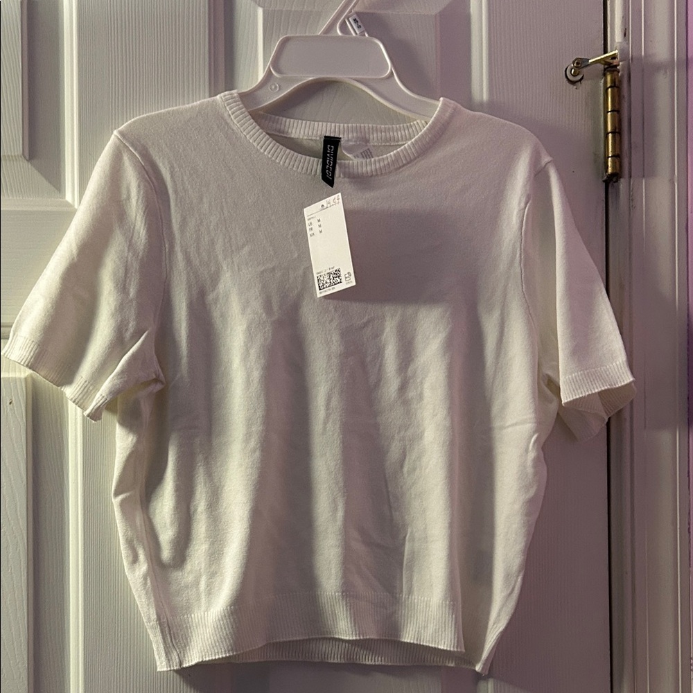 H and M tag still on Classic White Women's Top